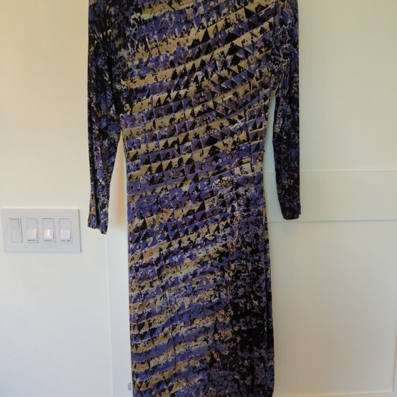 Long sleeve dress - Picture 5 of 5